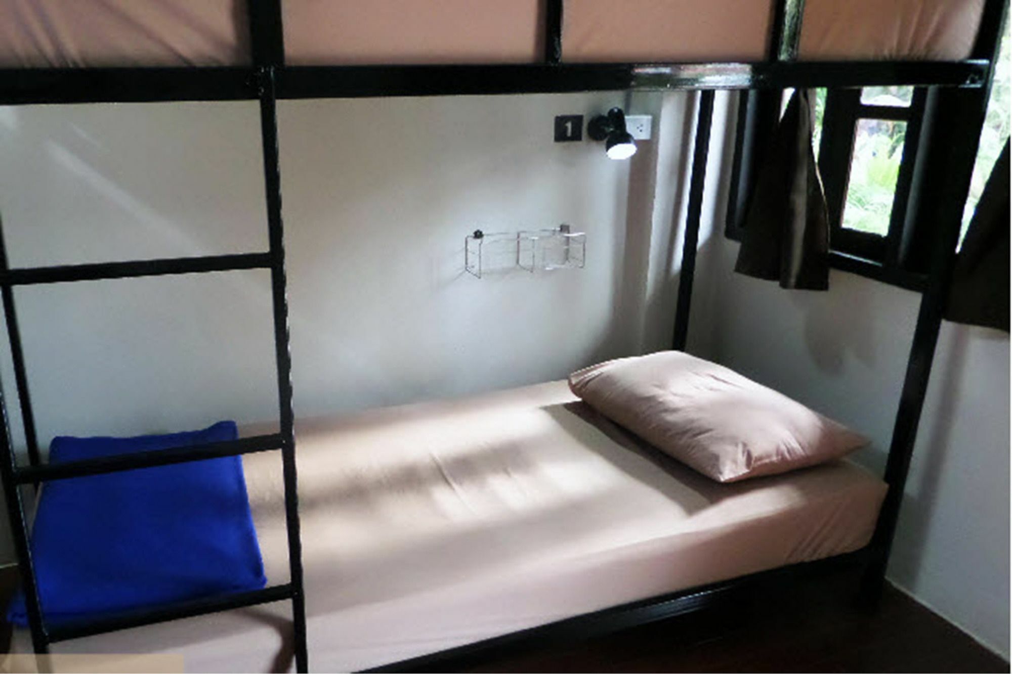 Hostel Deejai Backpackers (Adults Only) Chiang Mai Exterior foto